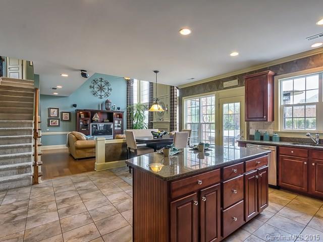 The Chimneys of Marvin - Residential