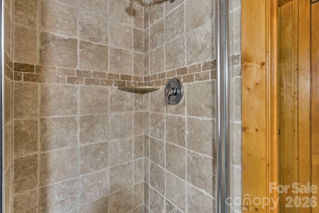 Hound Ears - Residential