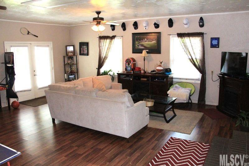 Victorian Hills - Residential