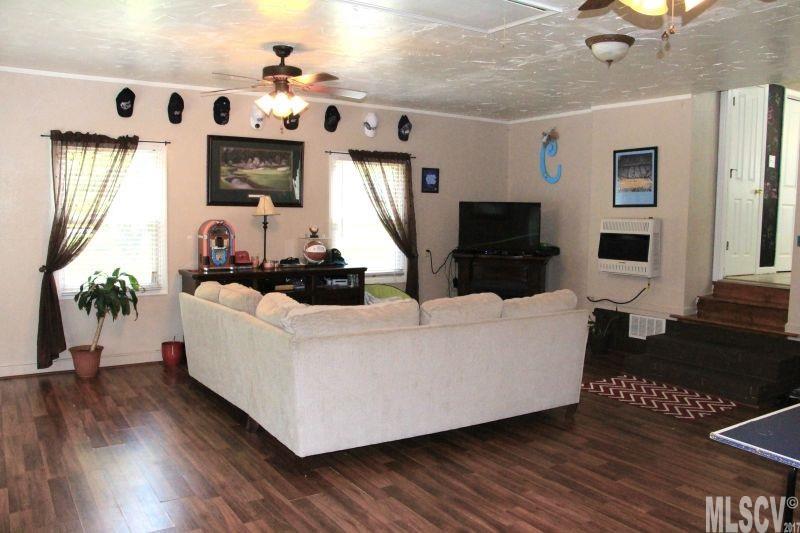 Victorian Hills - Residential