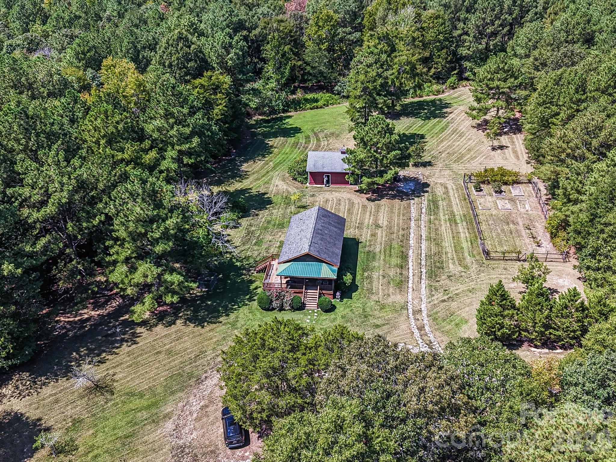 3227 Legend Road