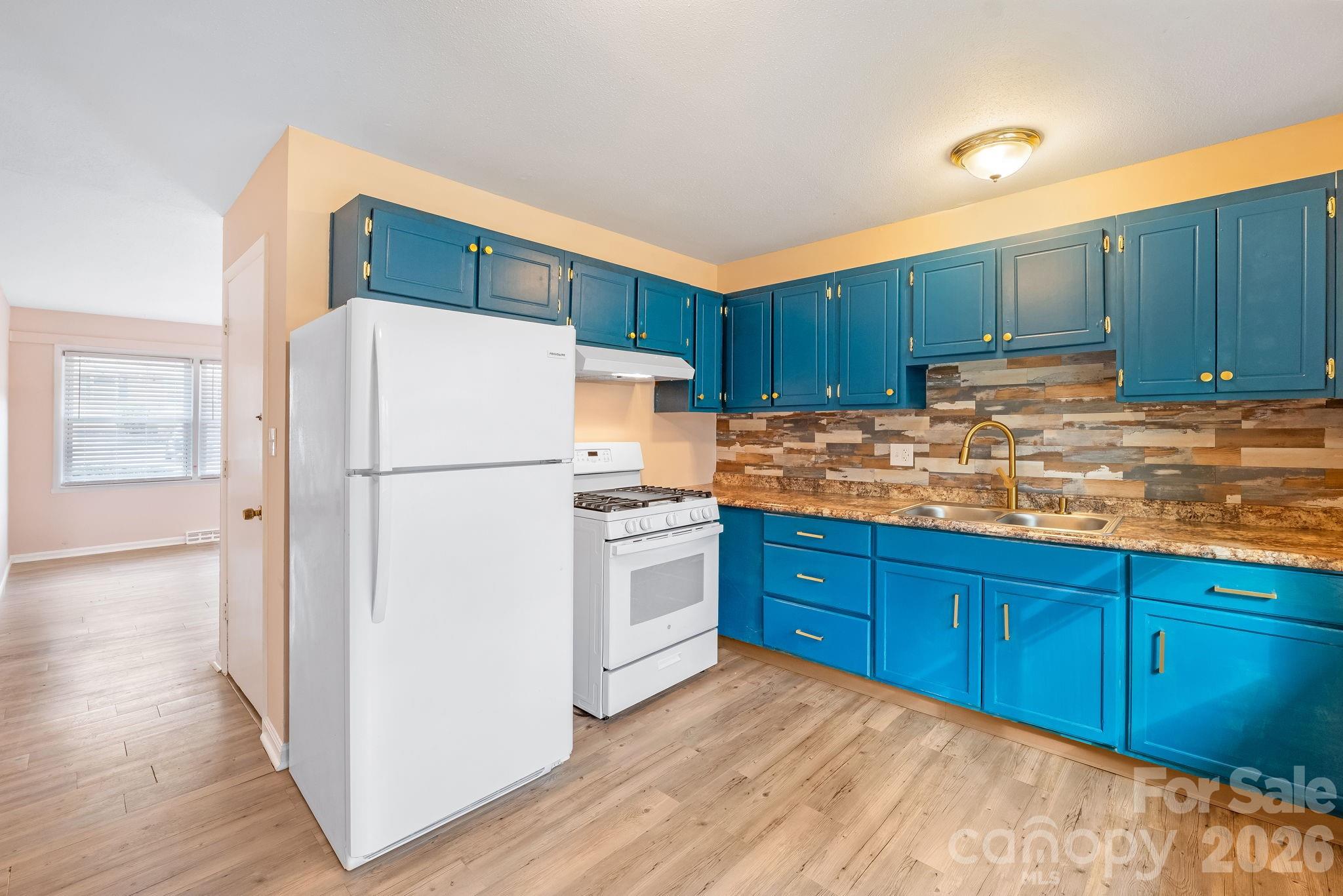 Park Plaza - Residential