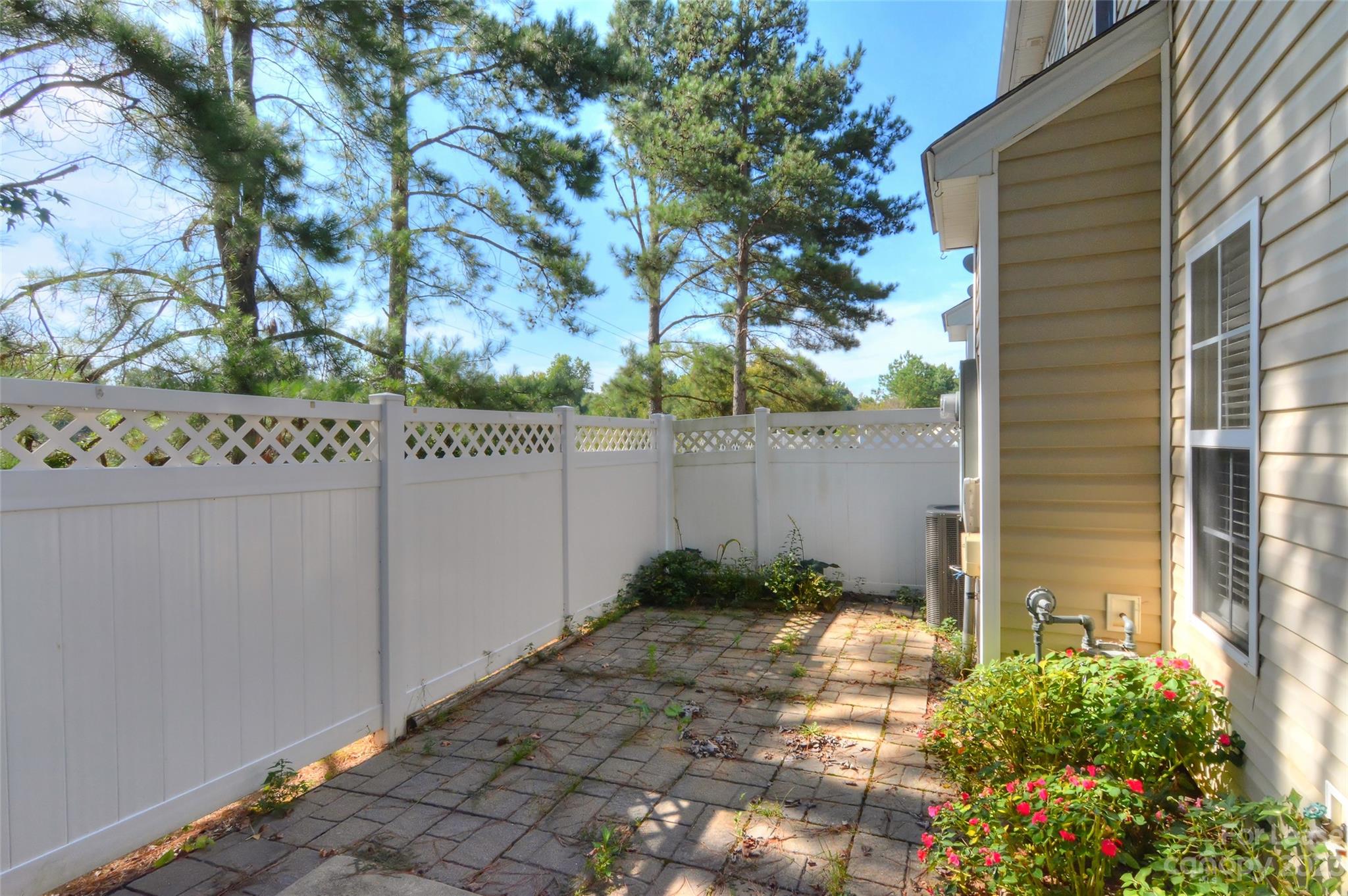Cascades - Residential Lease