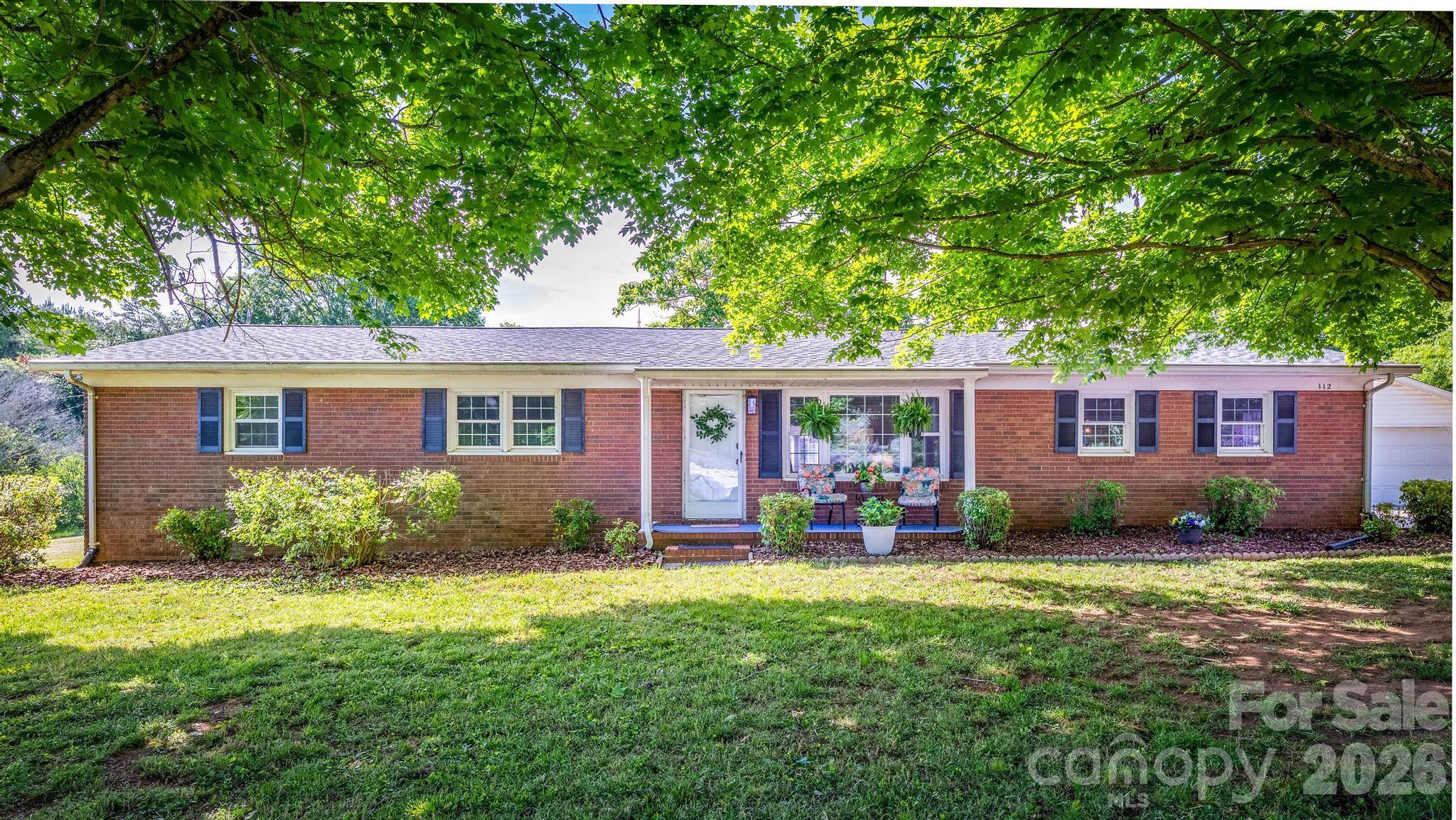 112 Persimmon Circle