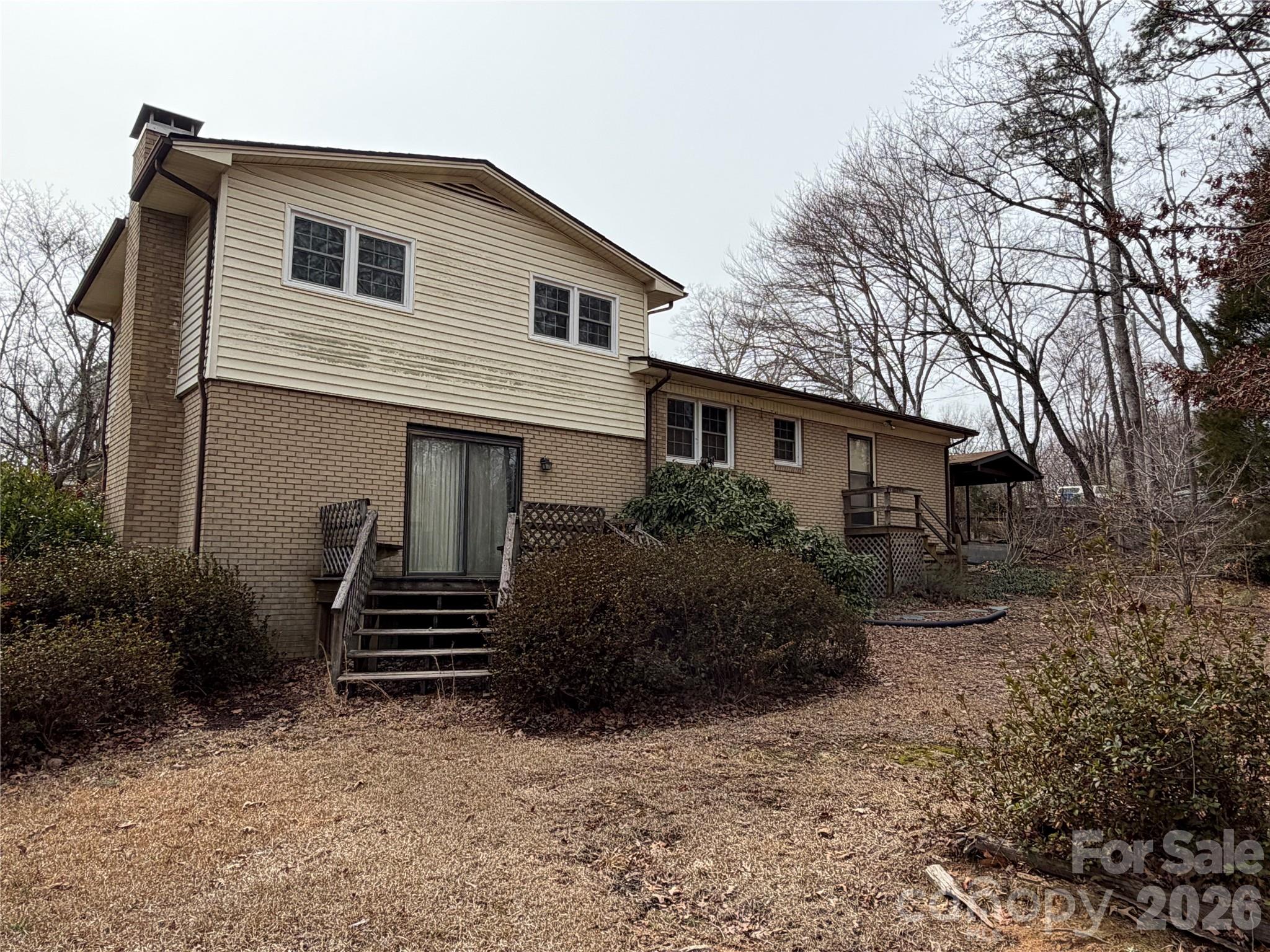 2033 Sprucewood Street