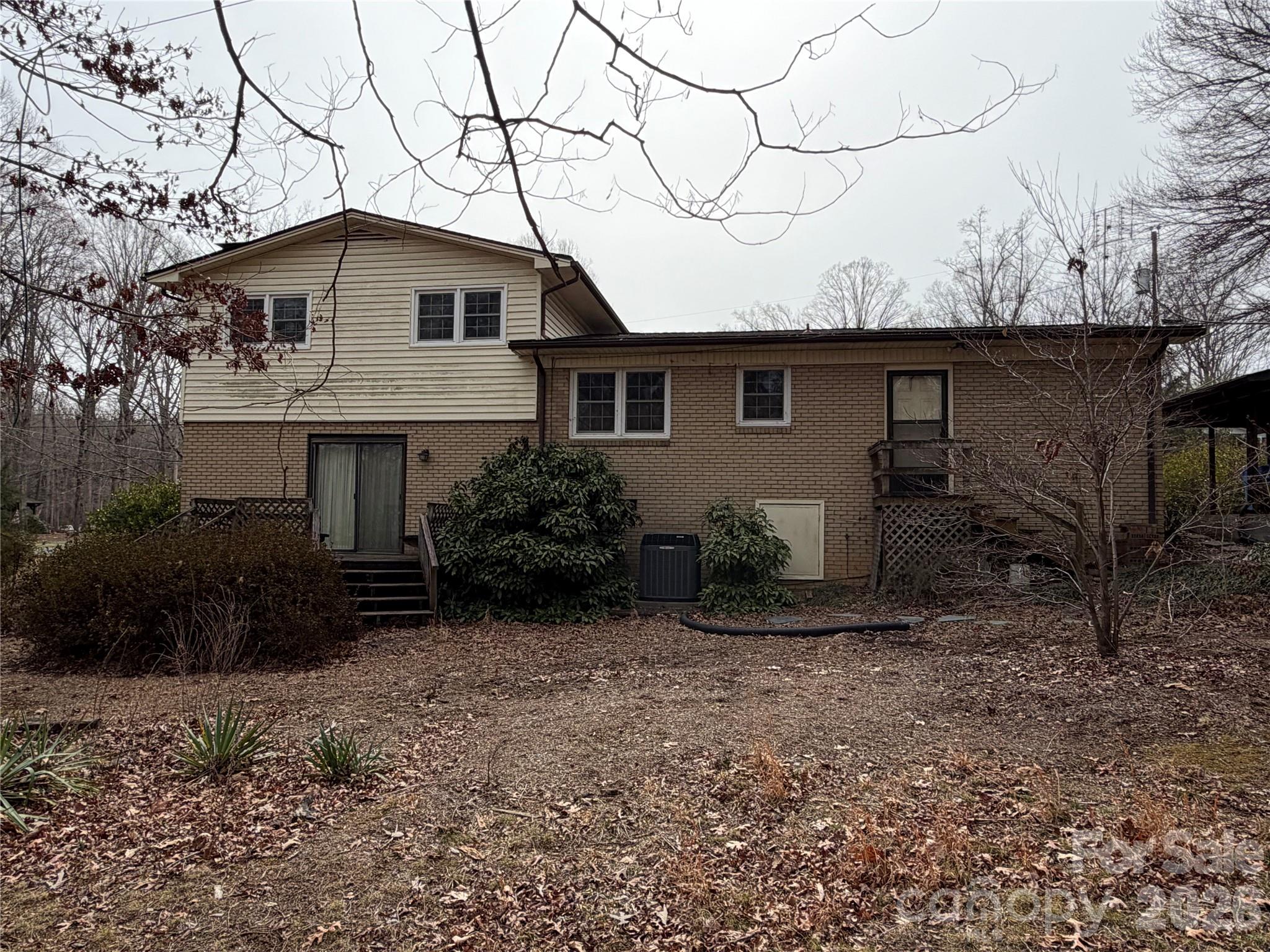 2033 Sprucewood Street