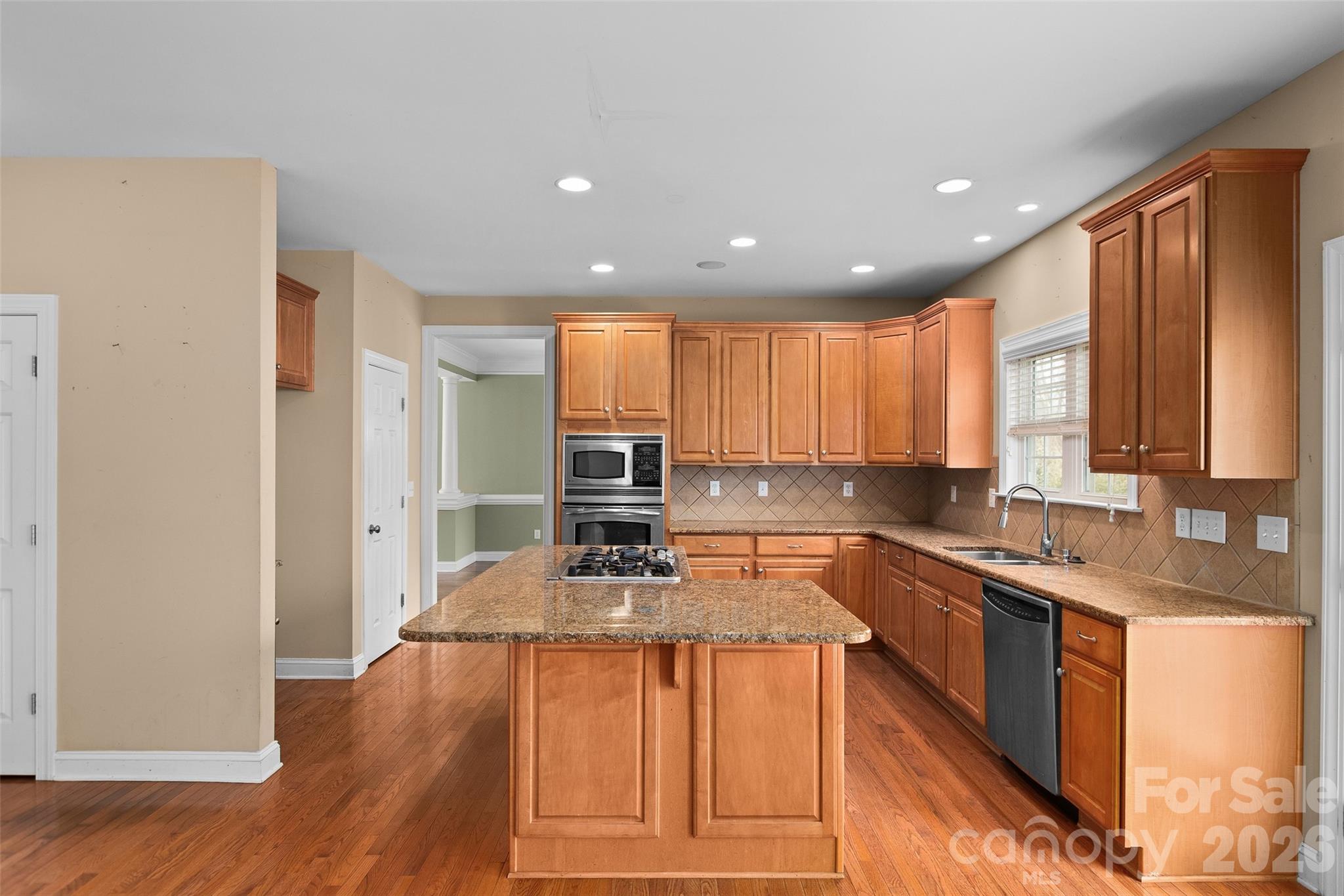 Macaulay - Residential