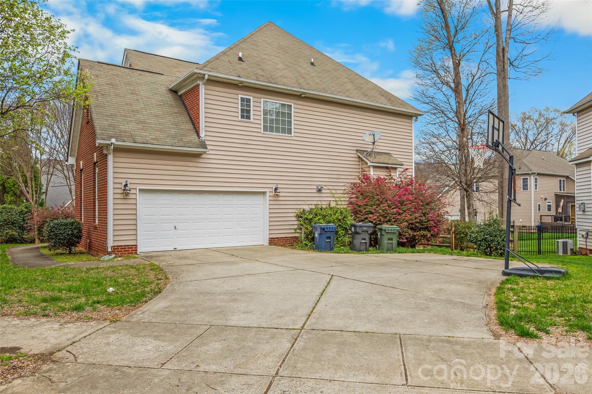 9333 Standerwick Lane