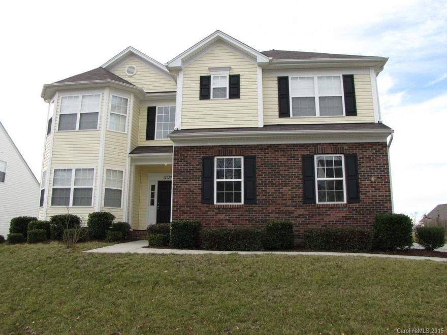 This home offers bay windows, lots of natural light and more than 2800 square feet of space! The floor plan includes formal living and dining rooms, a 2-story family room w/a fireplace, and a kitchen w/an island, gas cooking, stainless steel appliances and a tile backsplash. All four bedrooms are located upstairs, along w/the laundry. French doors open to the master suite w/two walk-in closets and a bath w/a dual sink vanity, a garden tub and a shower. Large back yard w/patio!