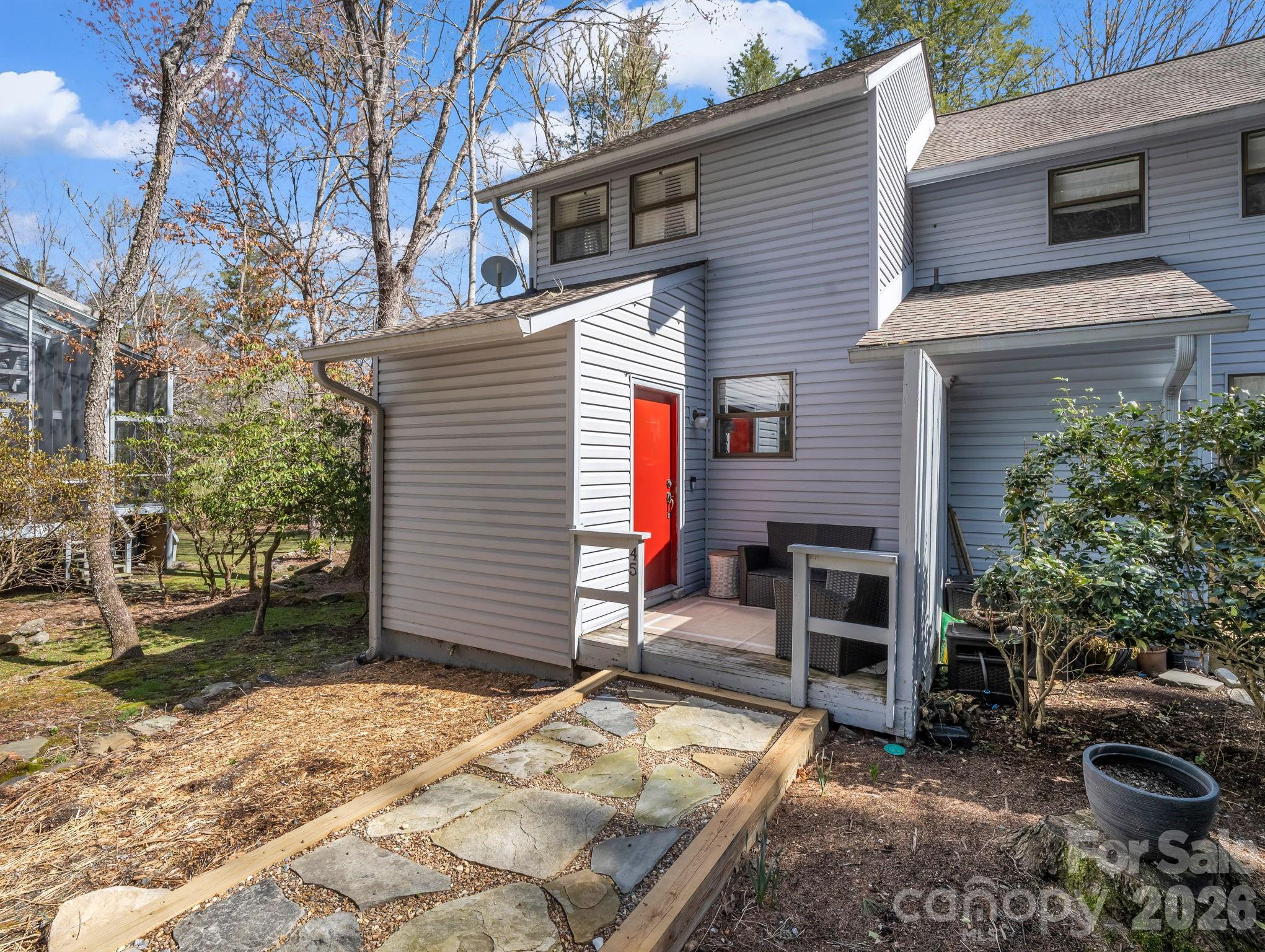 Connestee Falls - Residential