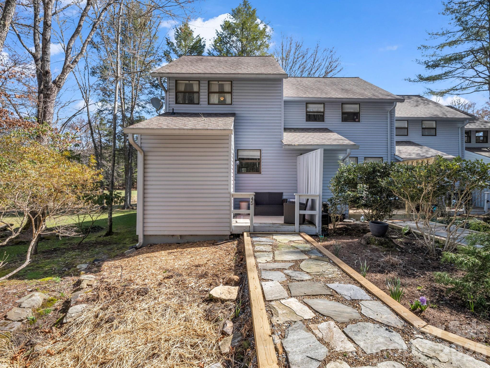 Connestee Falls - Residential