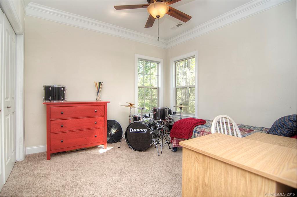 Tega Cay - Residential