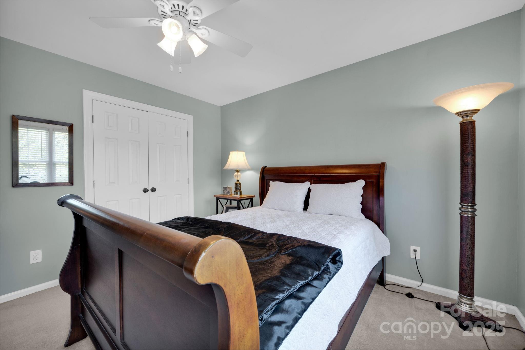 Diane Shores - Residential