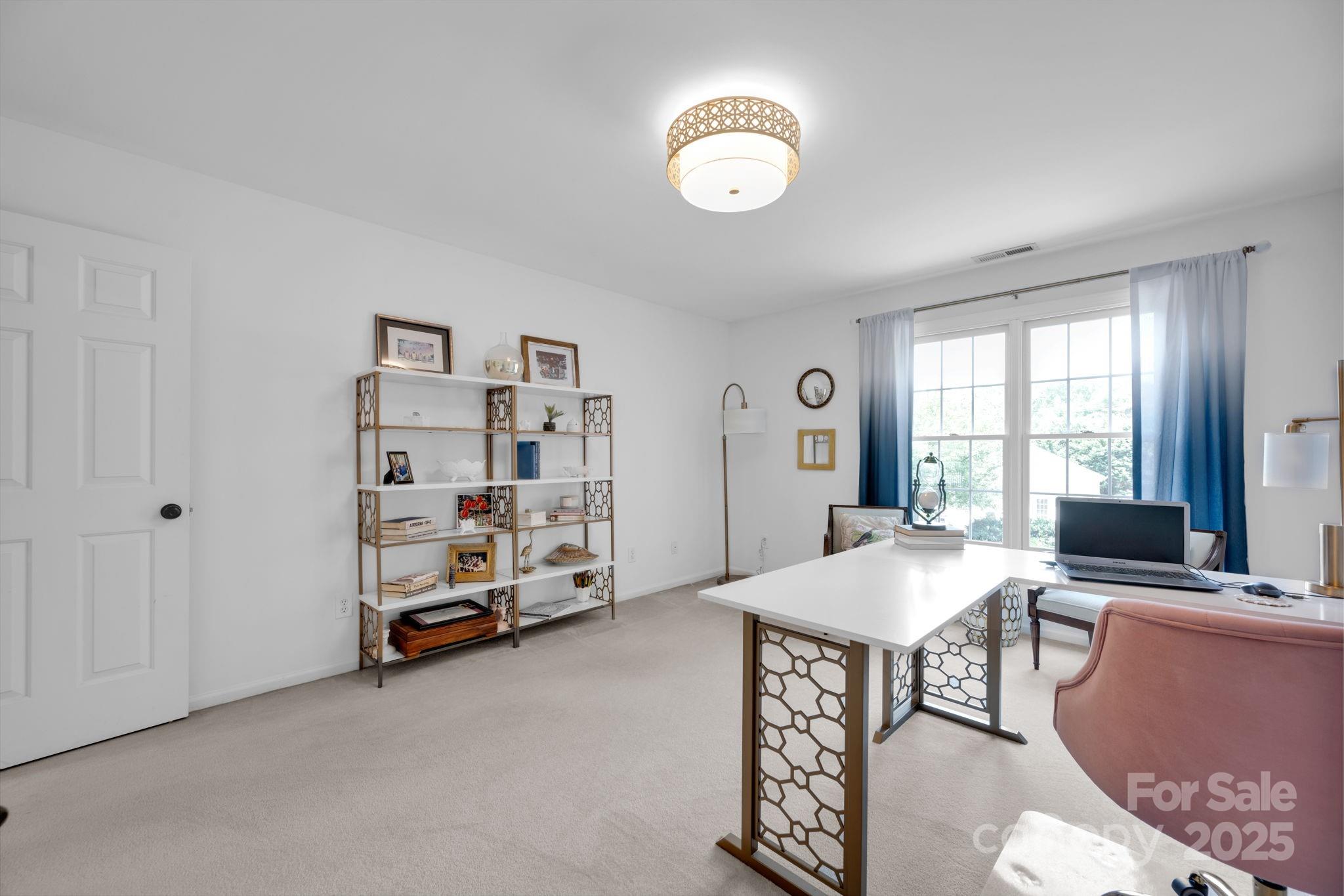 Diane Shores - Residential