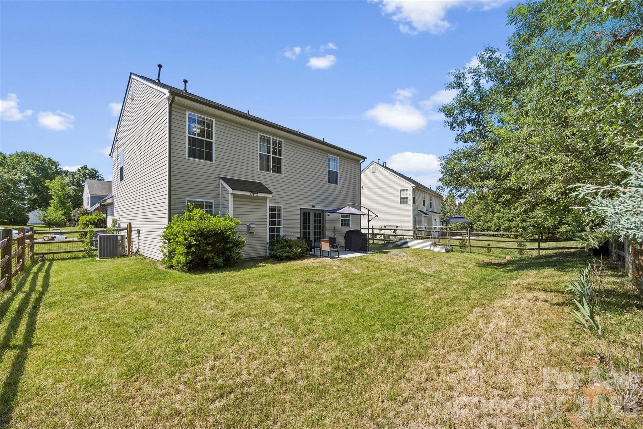 Rocky River Crossing - Residential