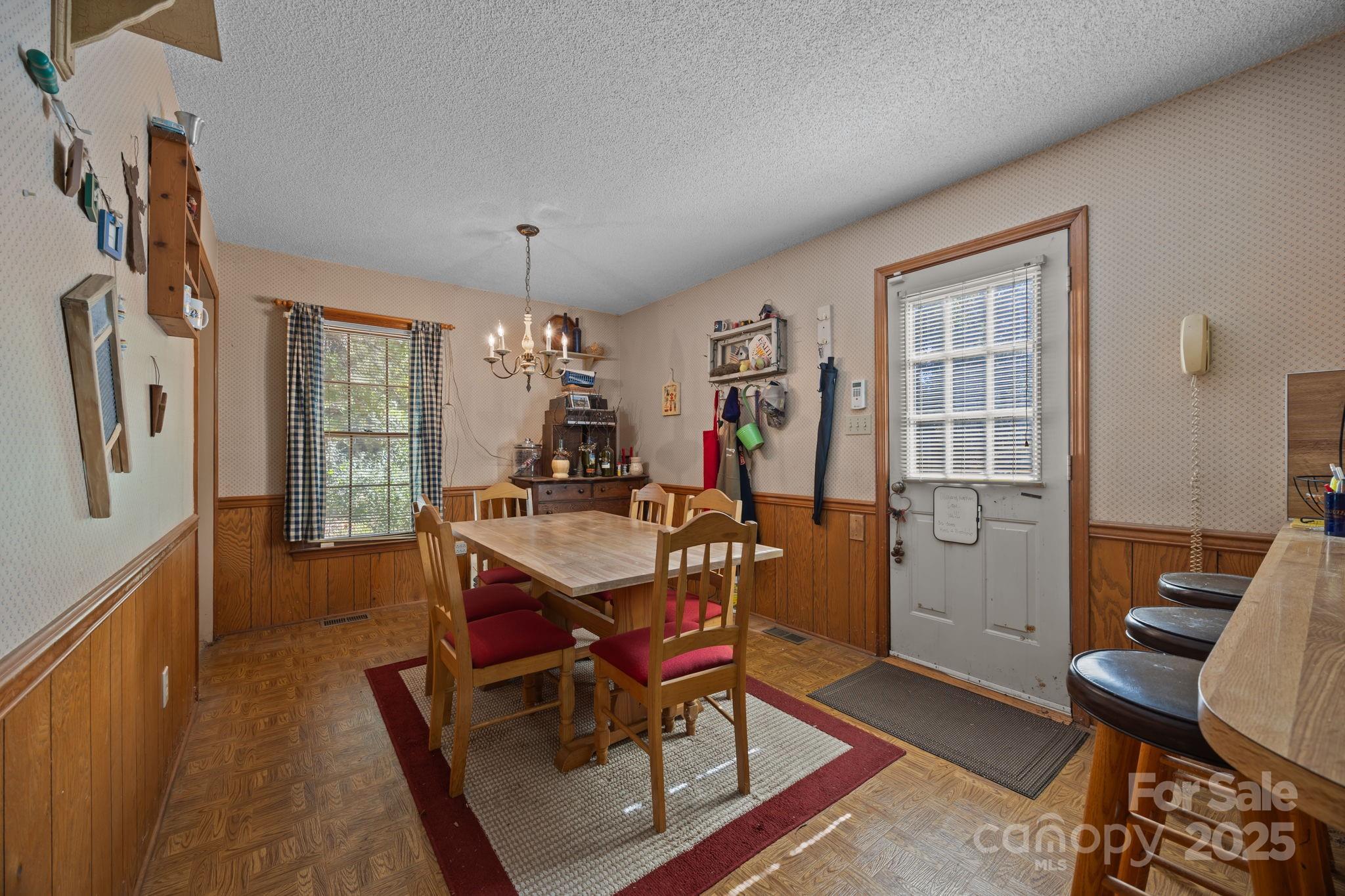 720 Bee Tree Road