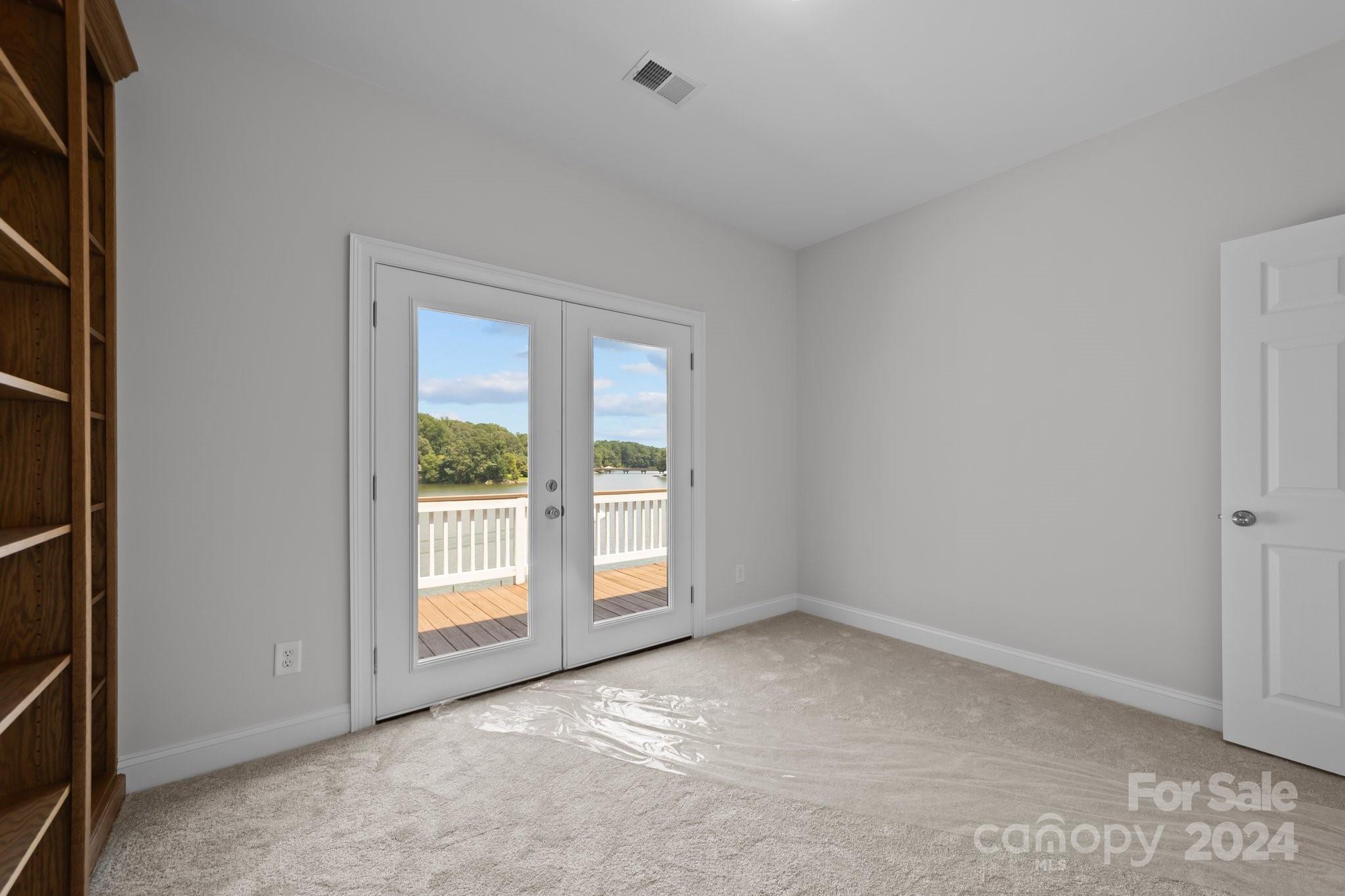 Bay Pointe - Residential