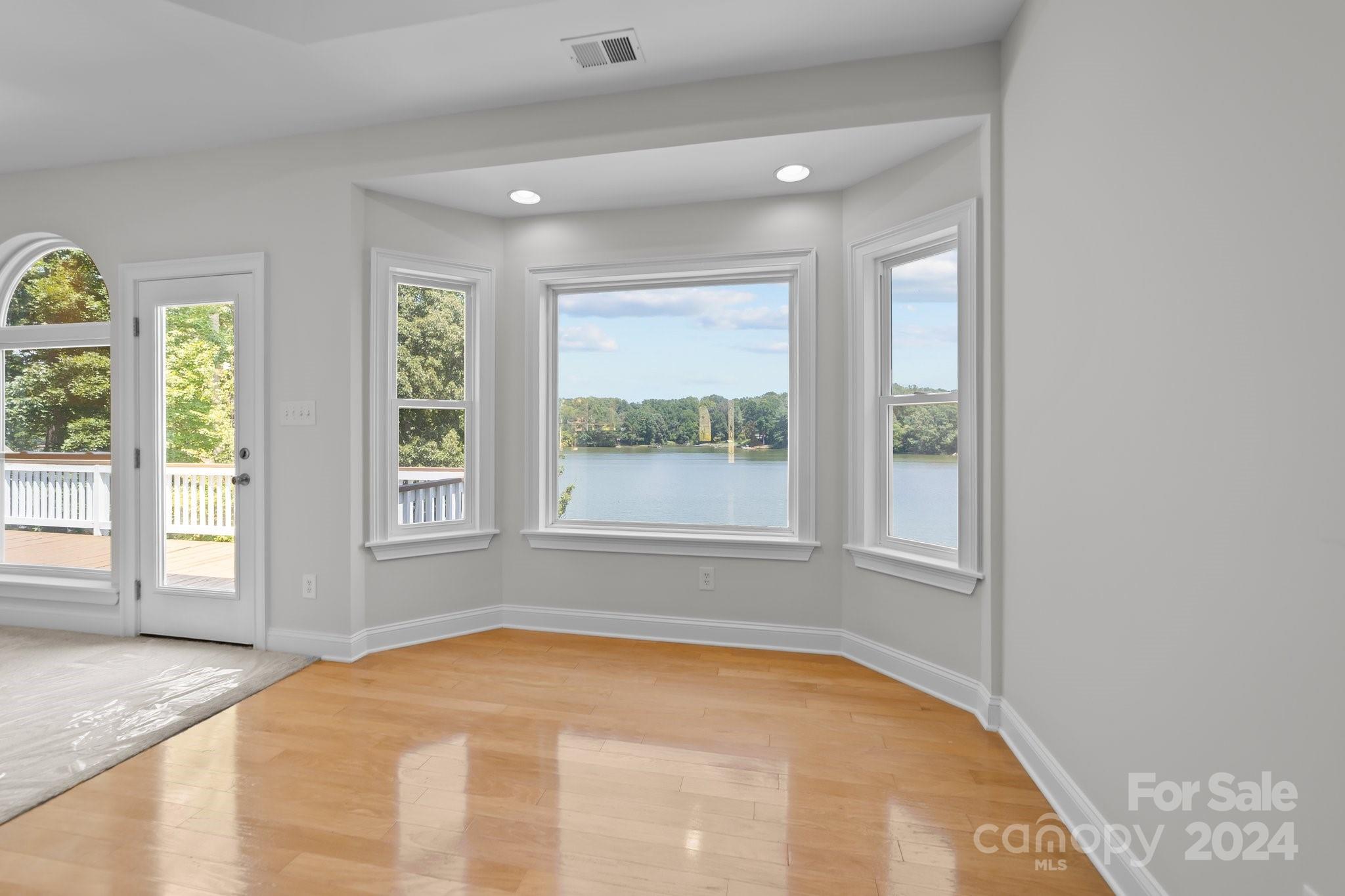 Bay Pointe - Residential