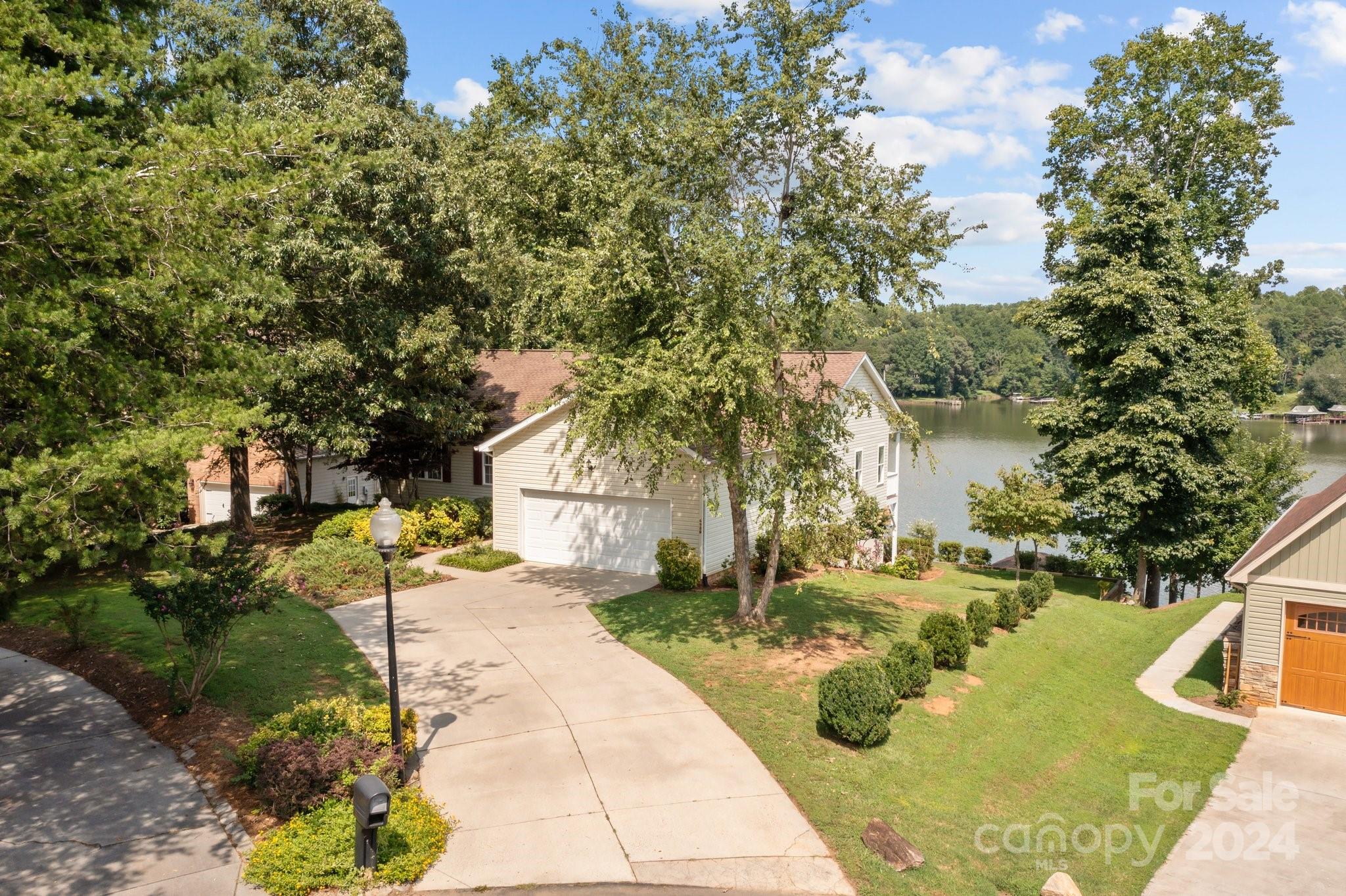 Bay Pointe - Residential