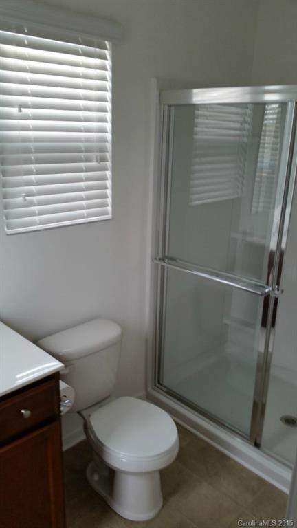 The Oaks At Mcilwaine - Residential Lease