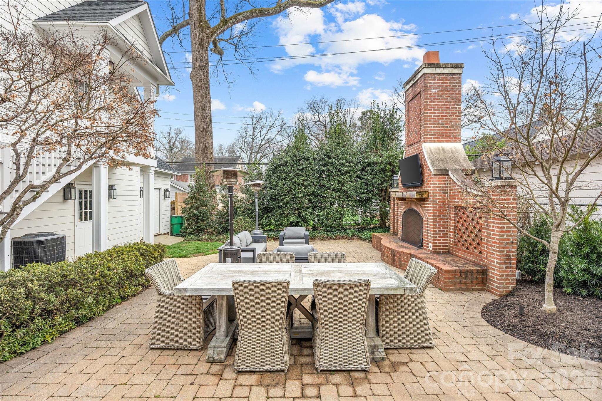 Myers Park - Residential