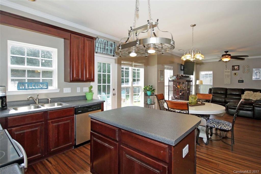 Tall Oaks - Residential