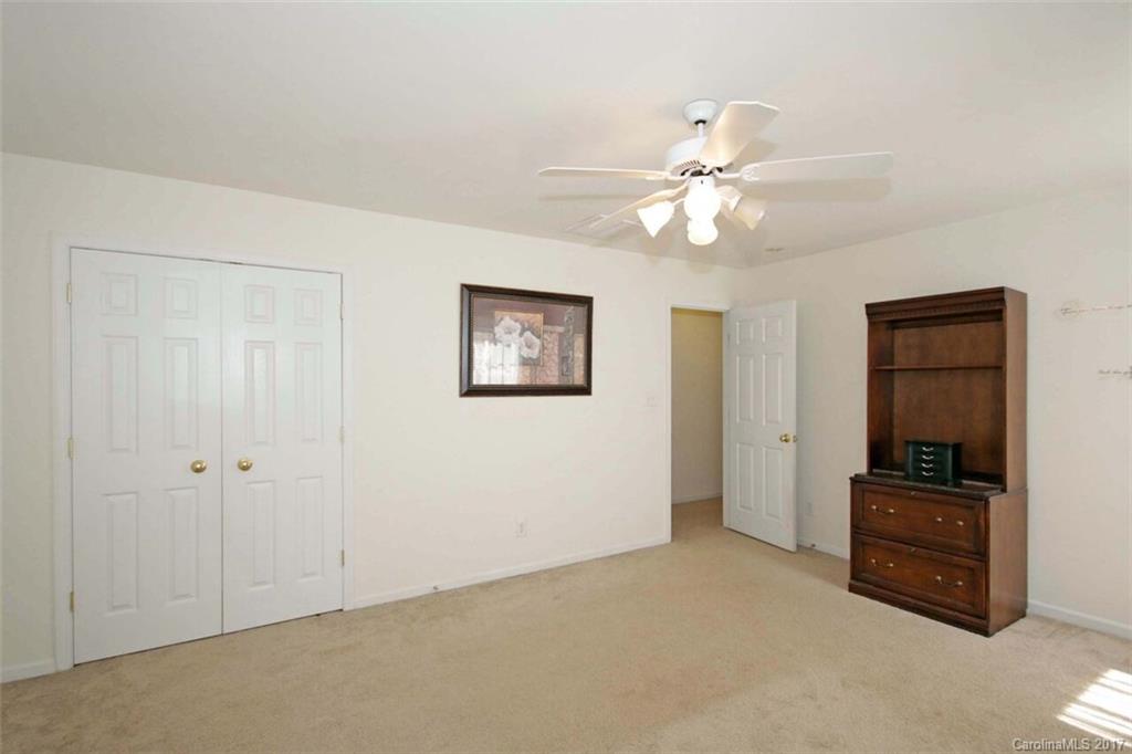 Tall Oaks - Residential