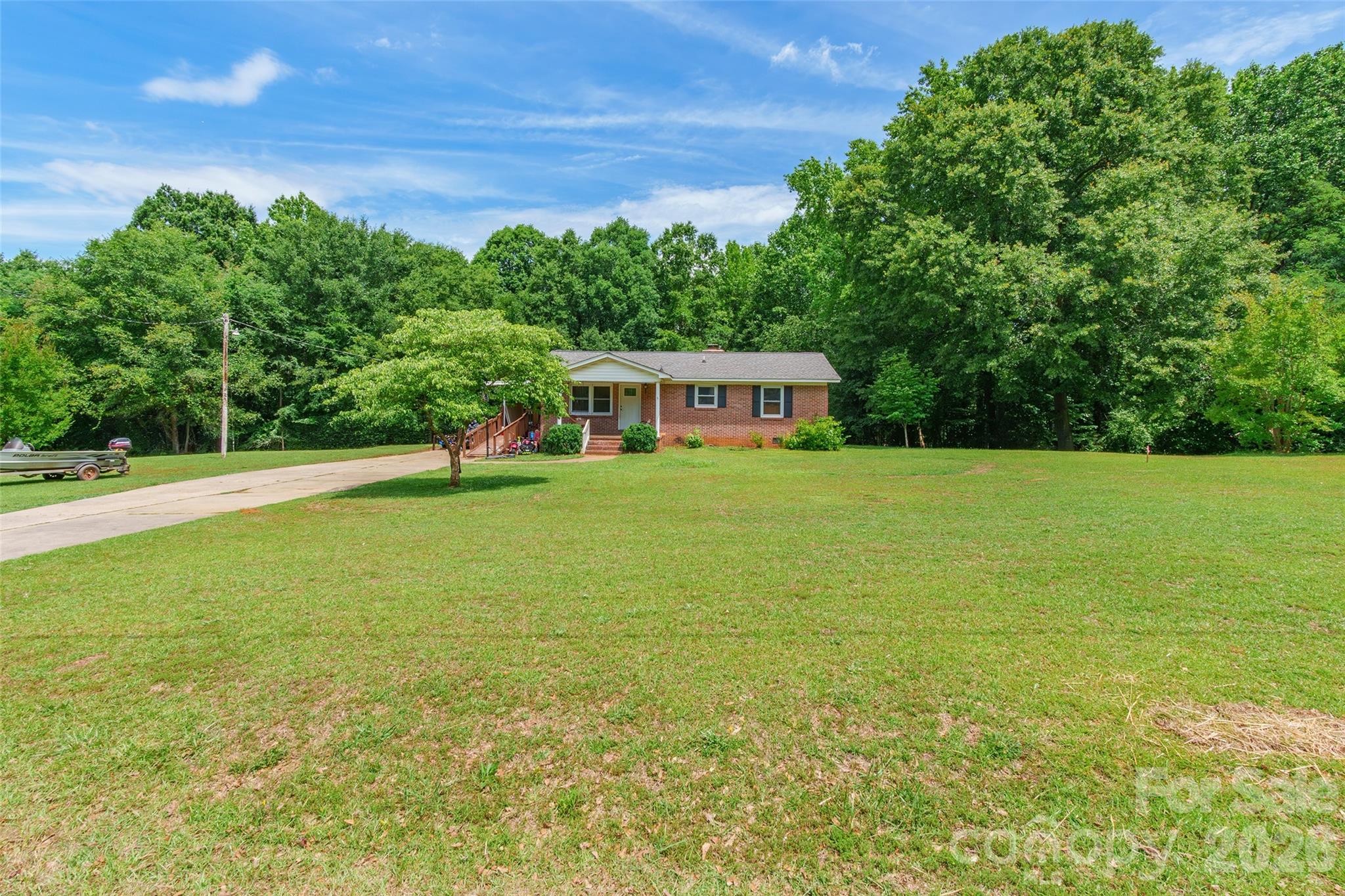 1820 Brian Kelly Lane