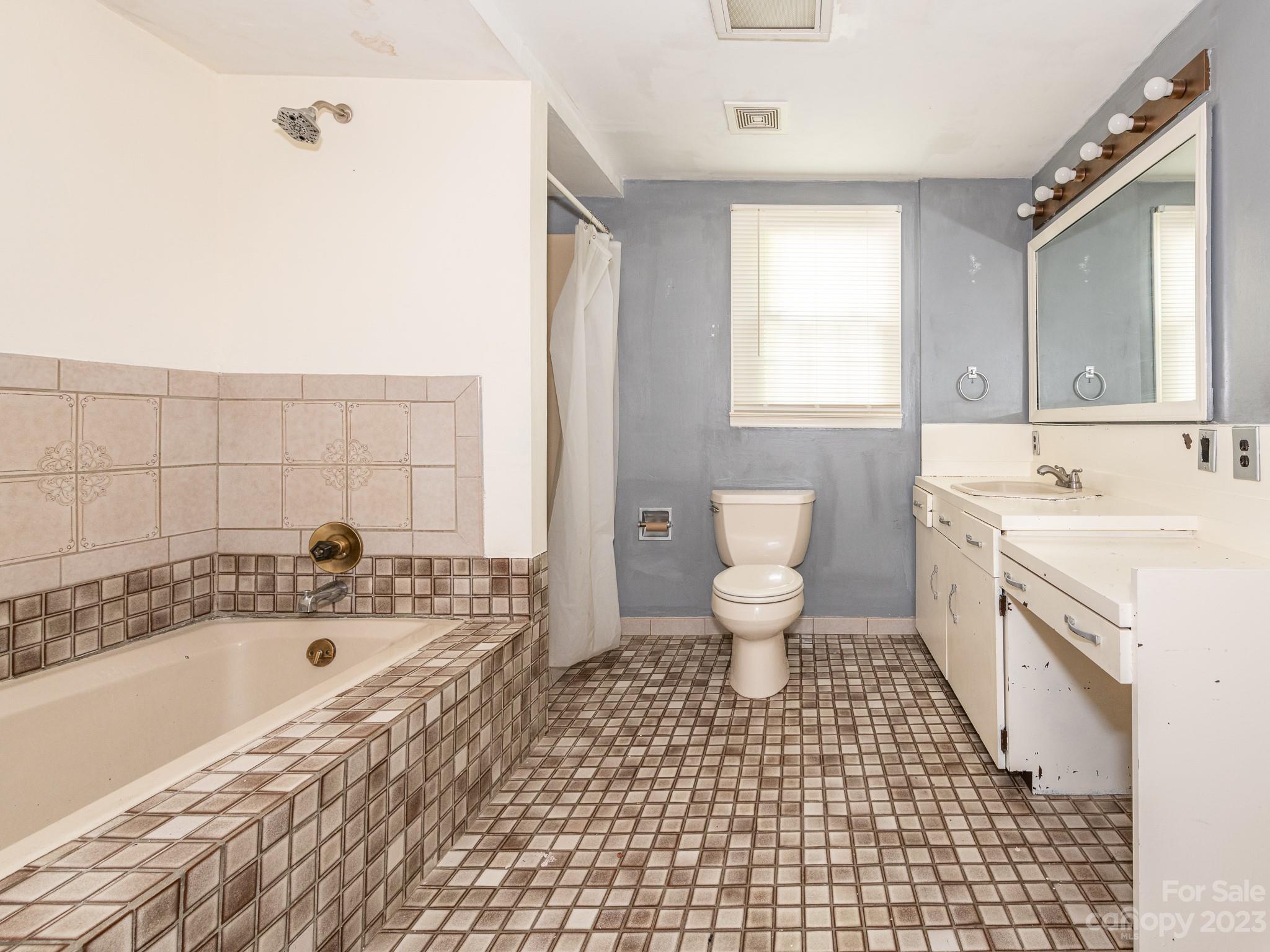 Olde Heritage - Residential