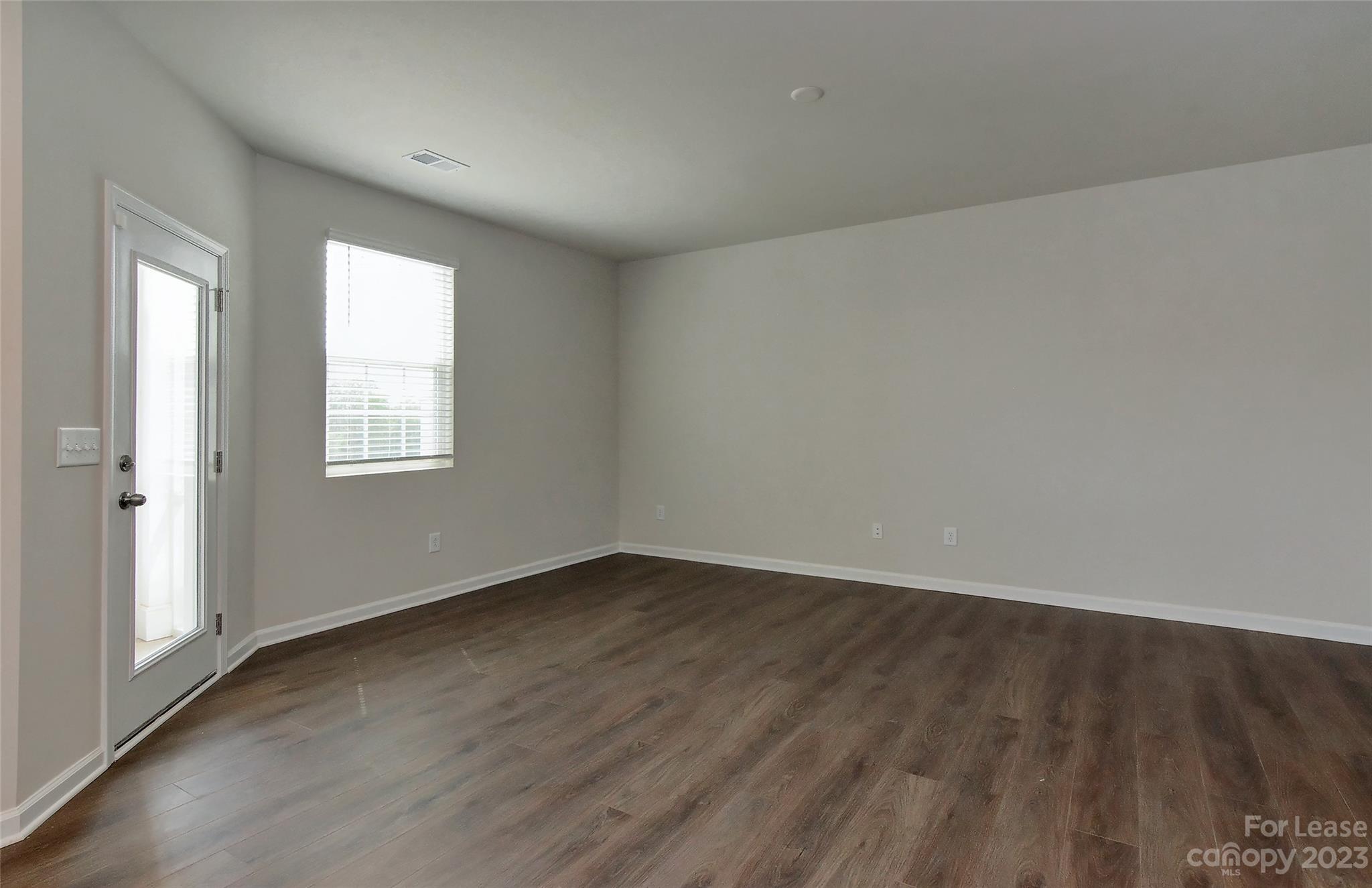 Chateau - Residential Lease