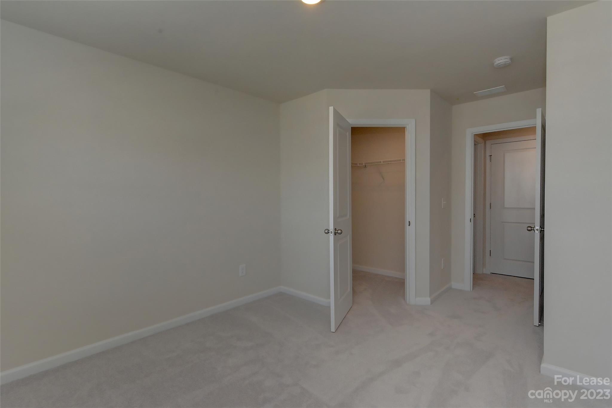 Chateau - Residential Lease