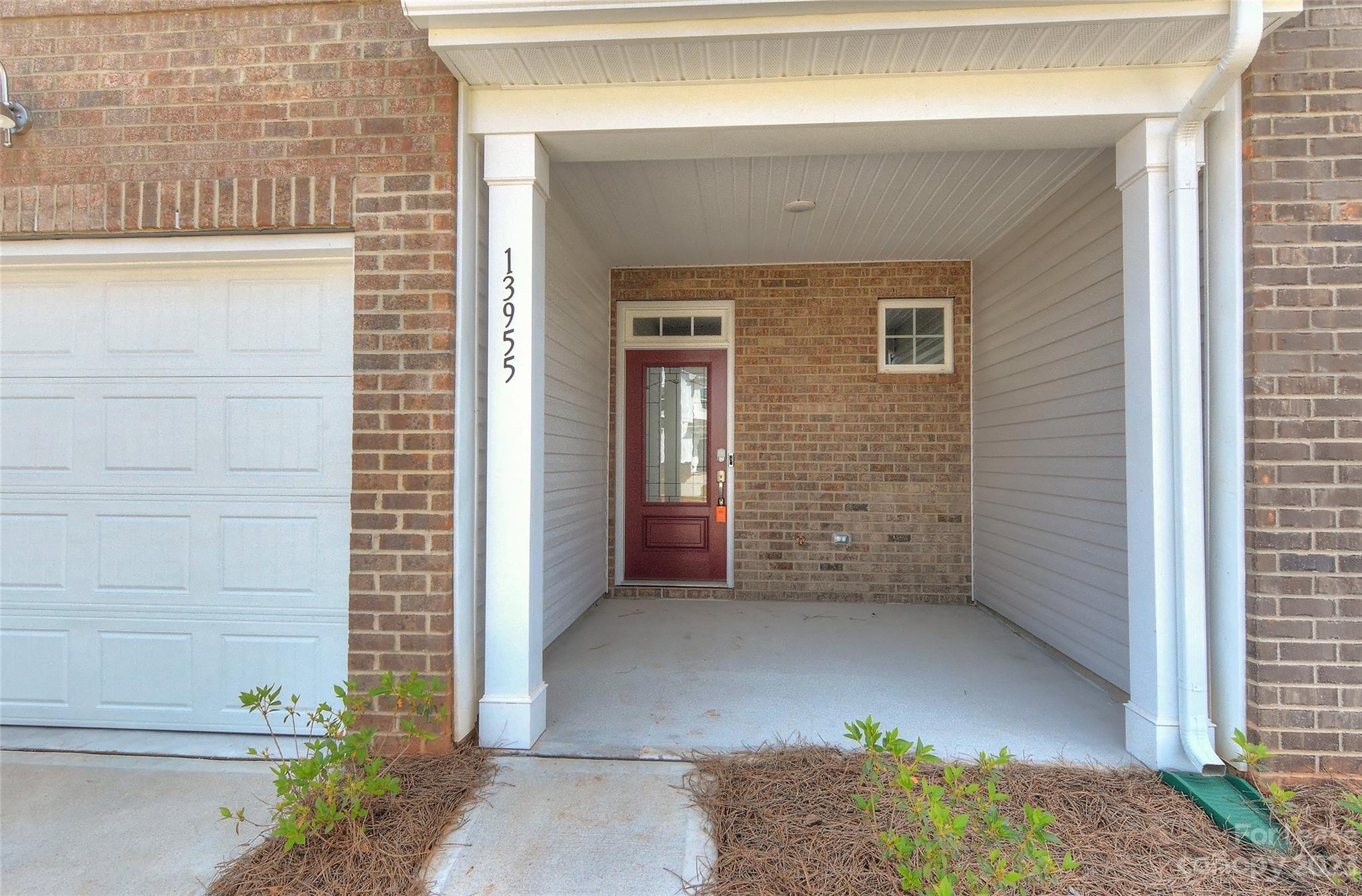 Chateau - Residential Lease