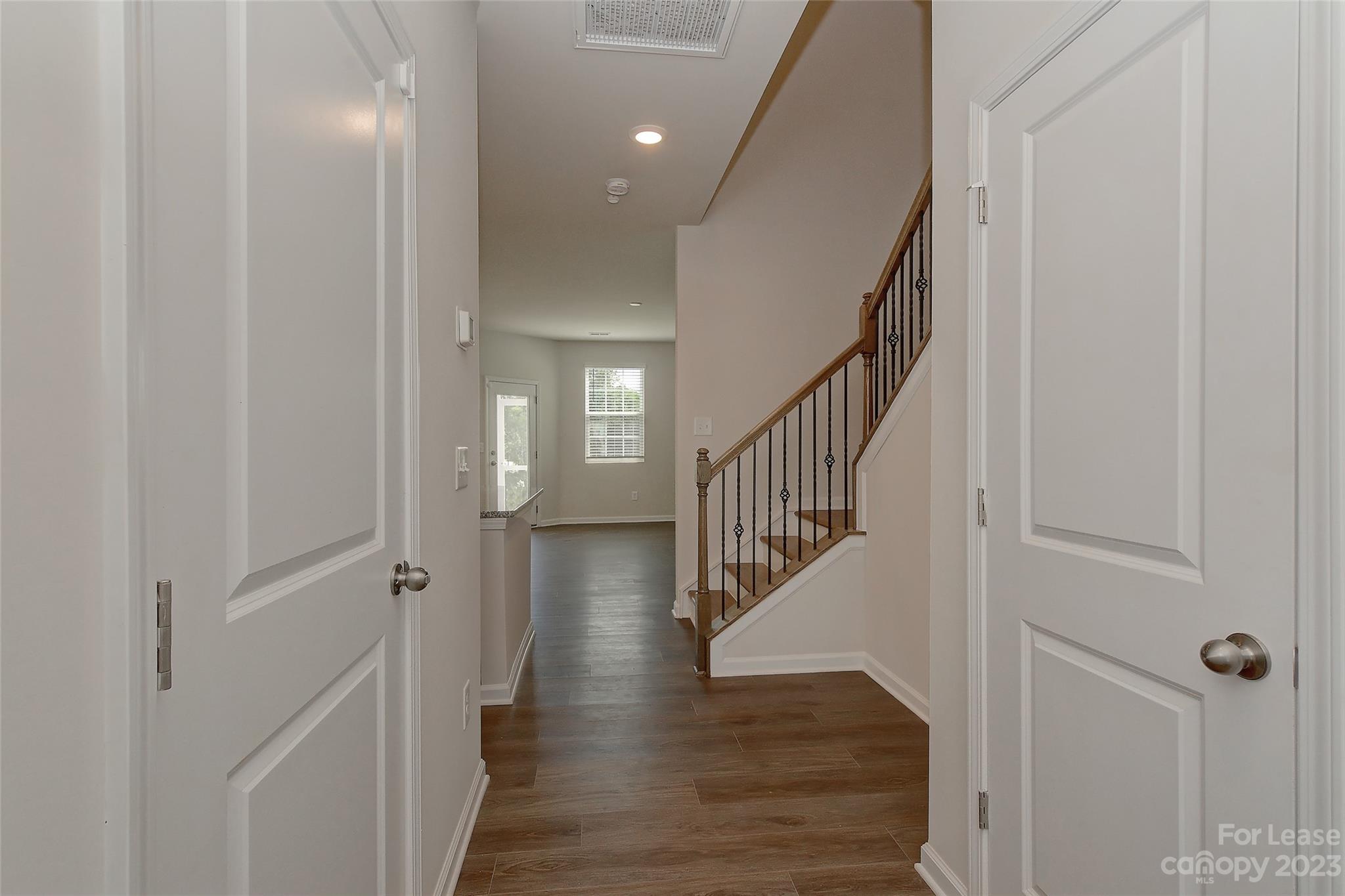 Chateau - Residential Lease