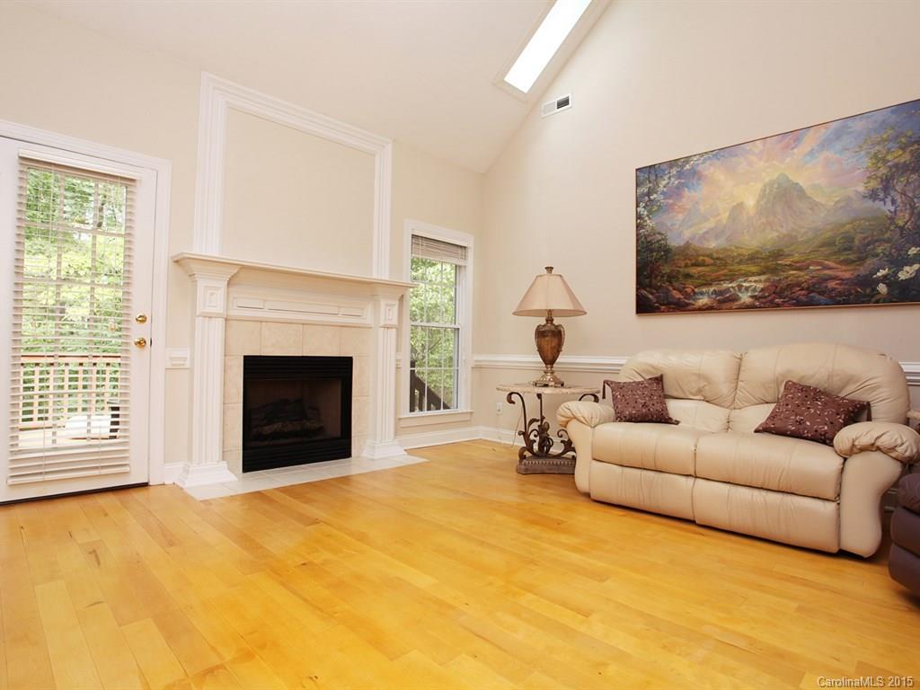 Tega Cay - Residential