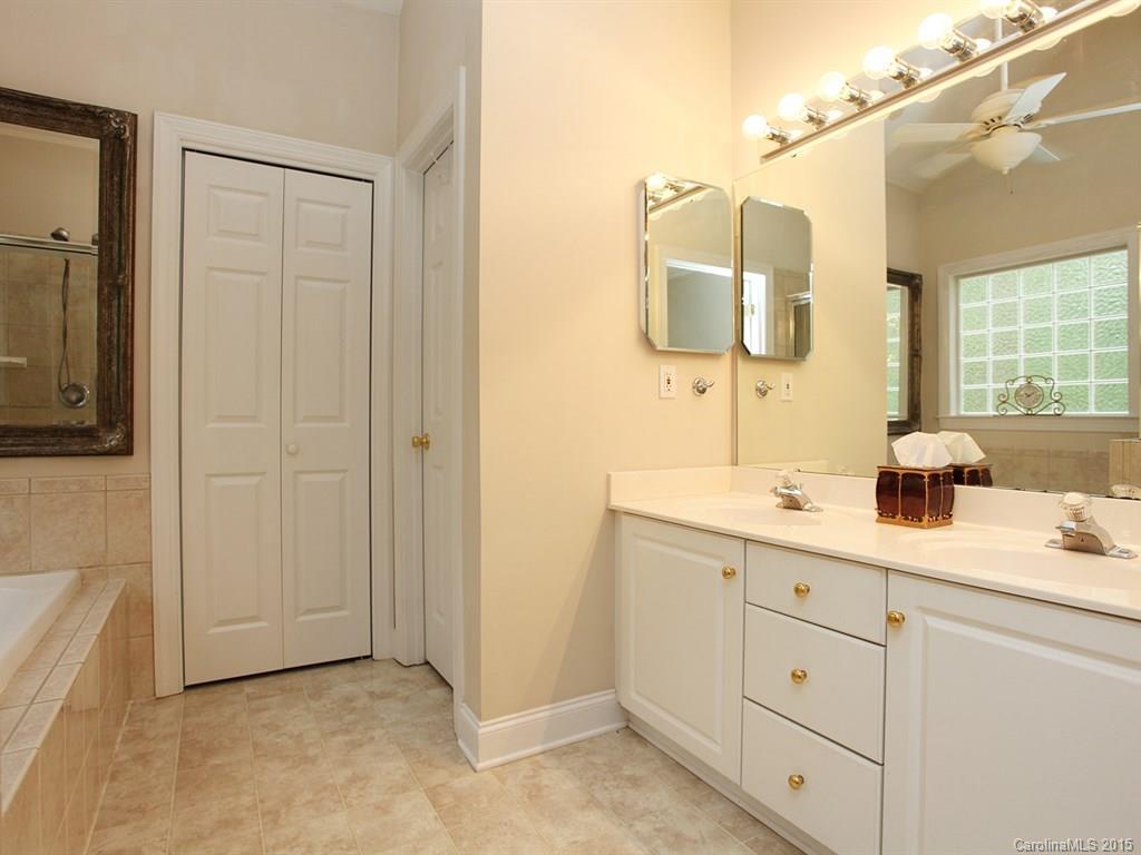 Tega Cay - Residential