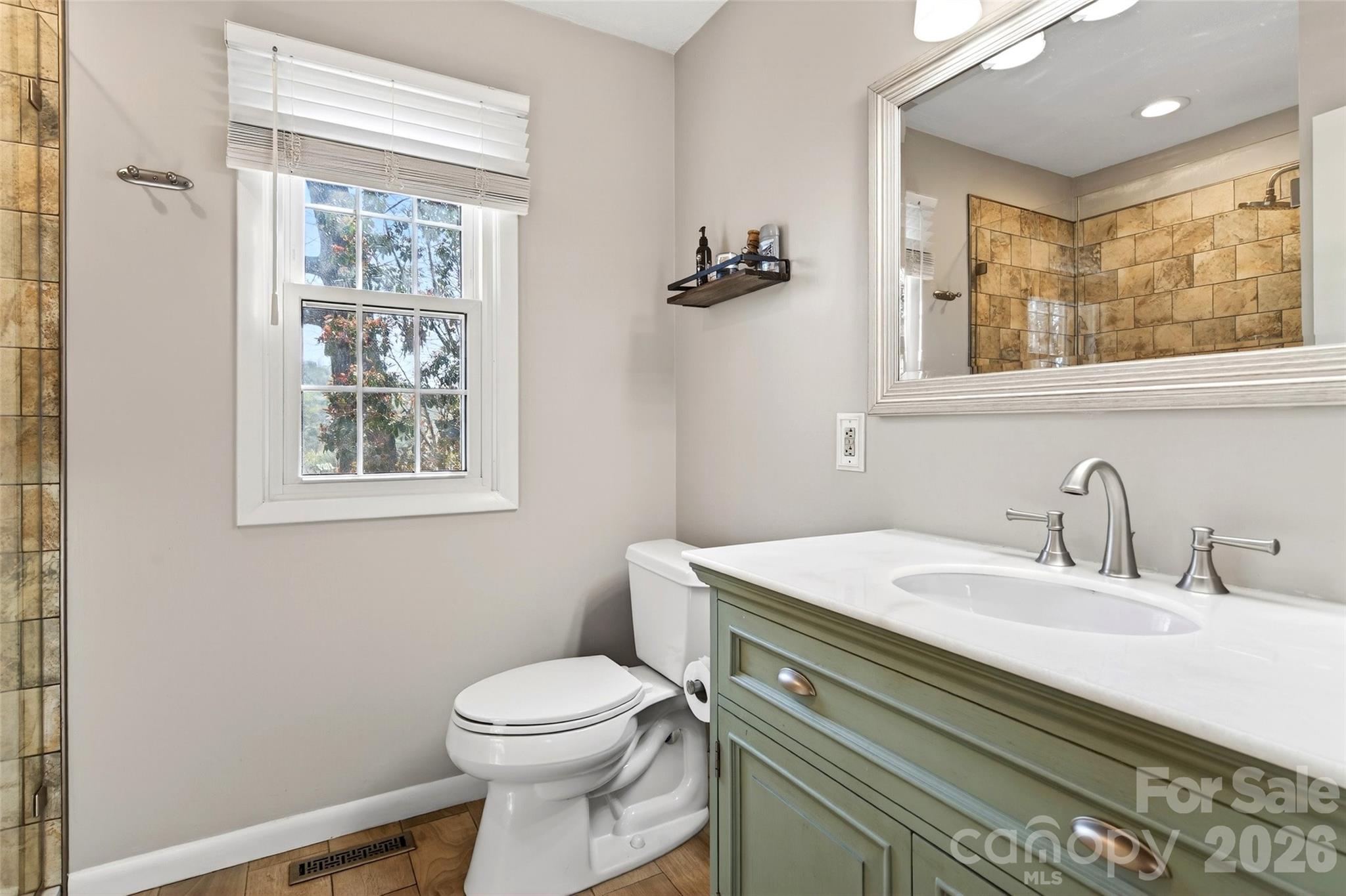 Charles Ridge - Residential