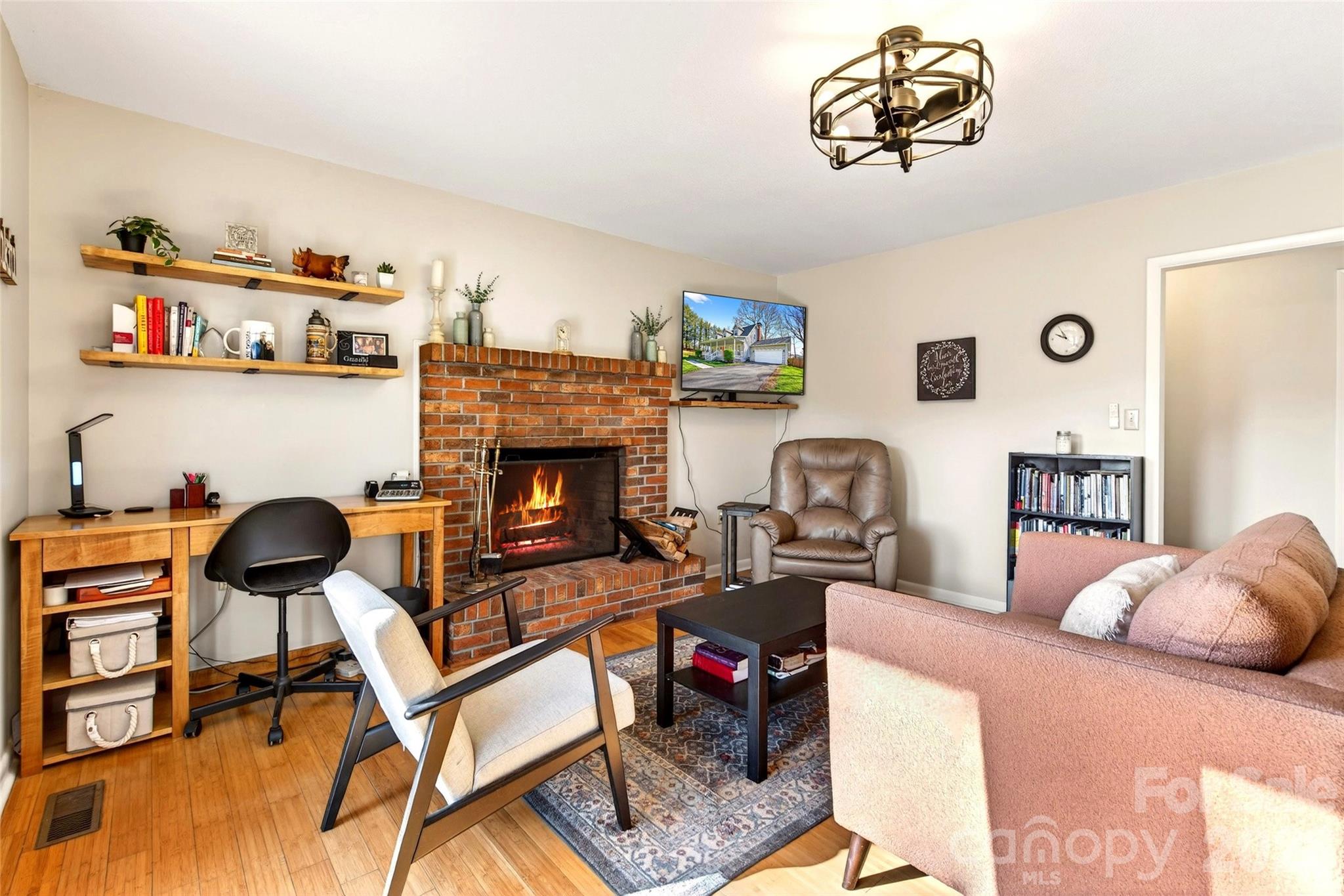 Charles Ridge - Residential