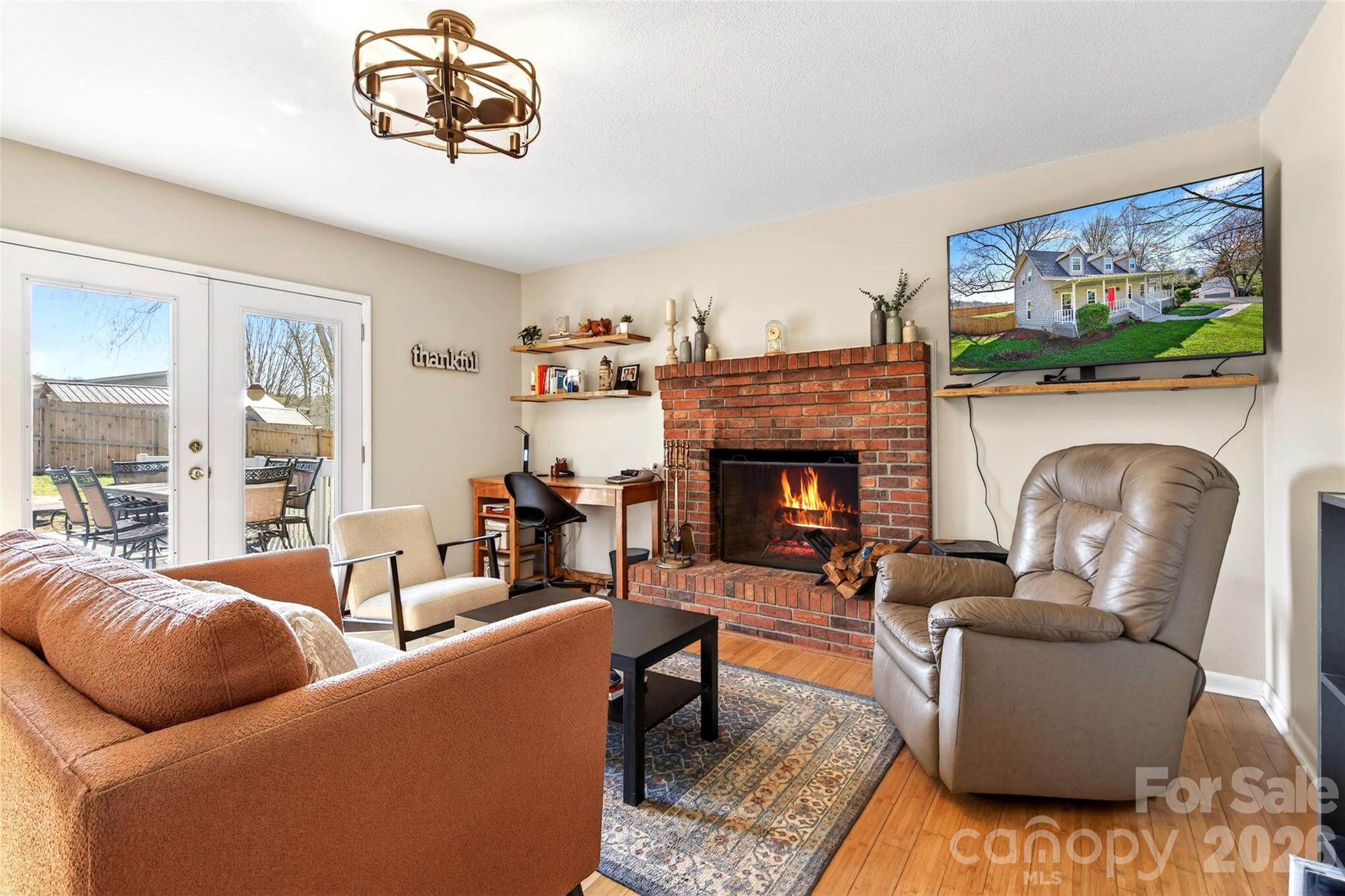 Charles Ridge - Residential