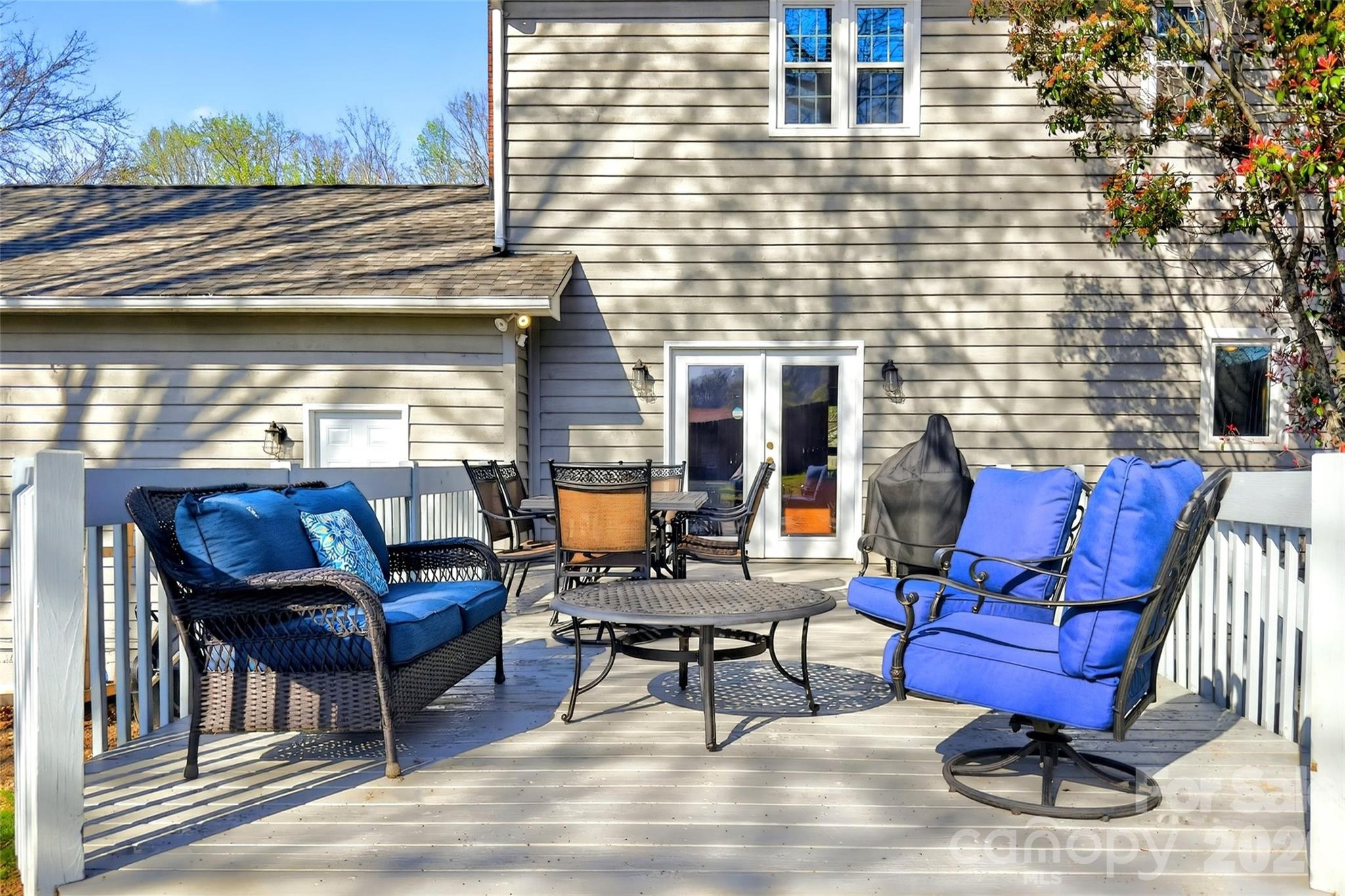 Charles Ridge - Residential