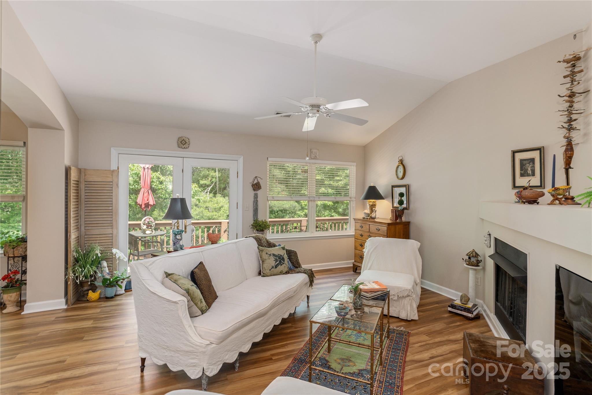73 Ridgetop Circle 302