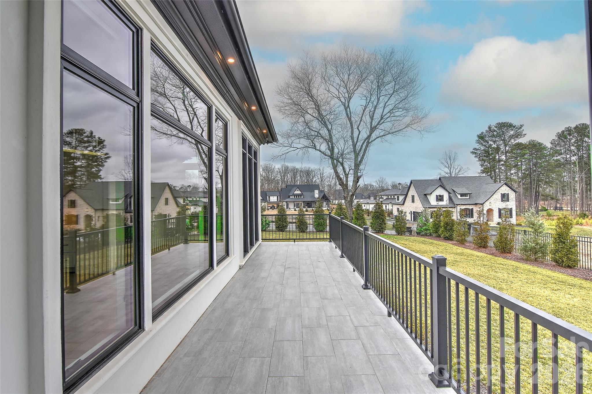 Twin Lakes - Residential