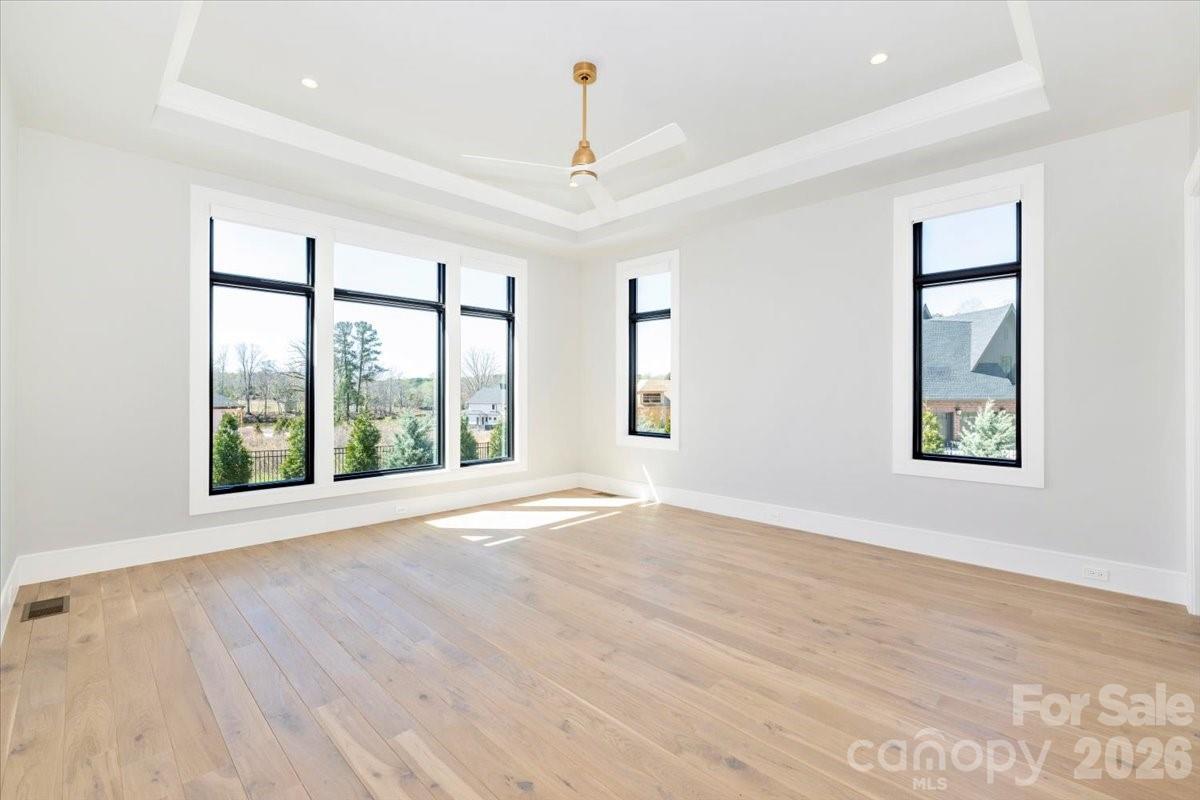 Twin Lakes - Residential