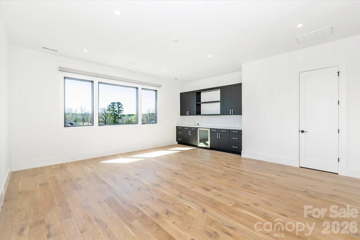 Twin Lakes - Residential