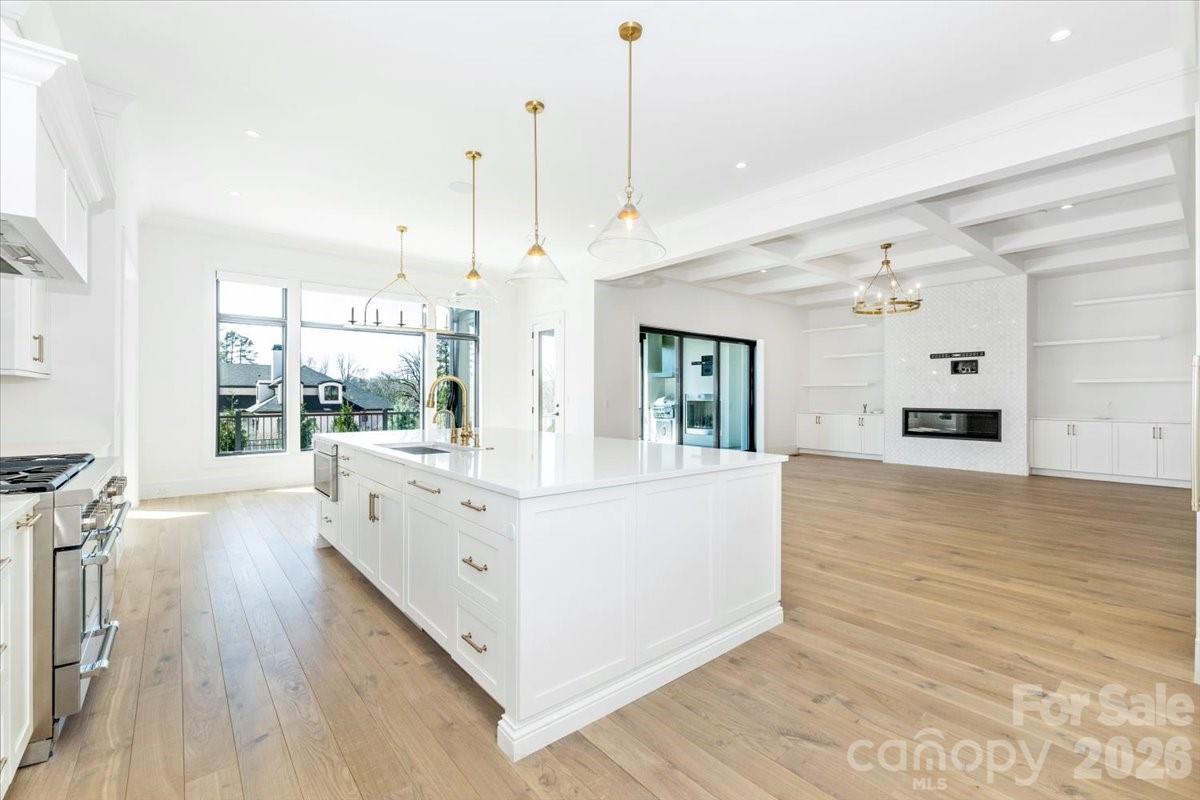 Twin Lakes - Residential