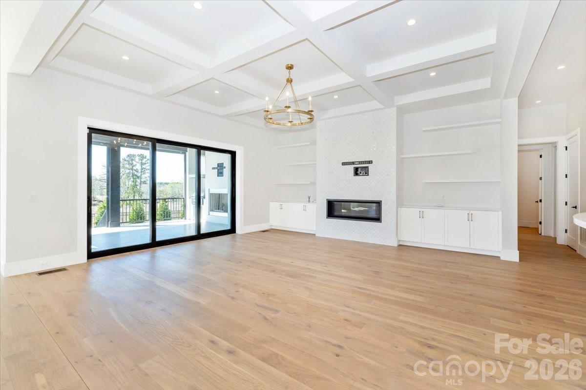 Twin Lakes - Residential