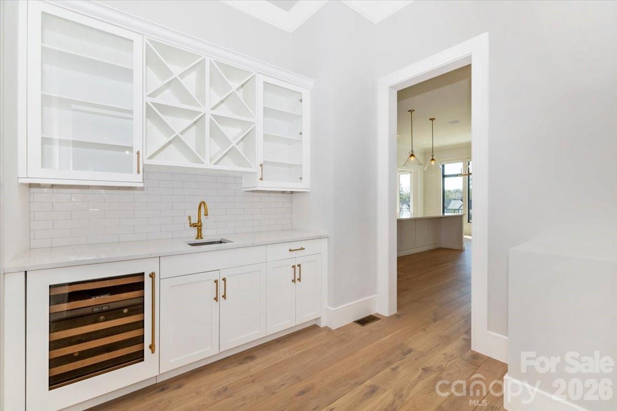 Twin Lakes - Residential