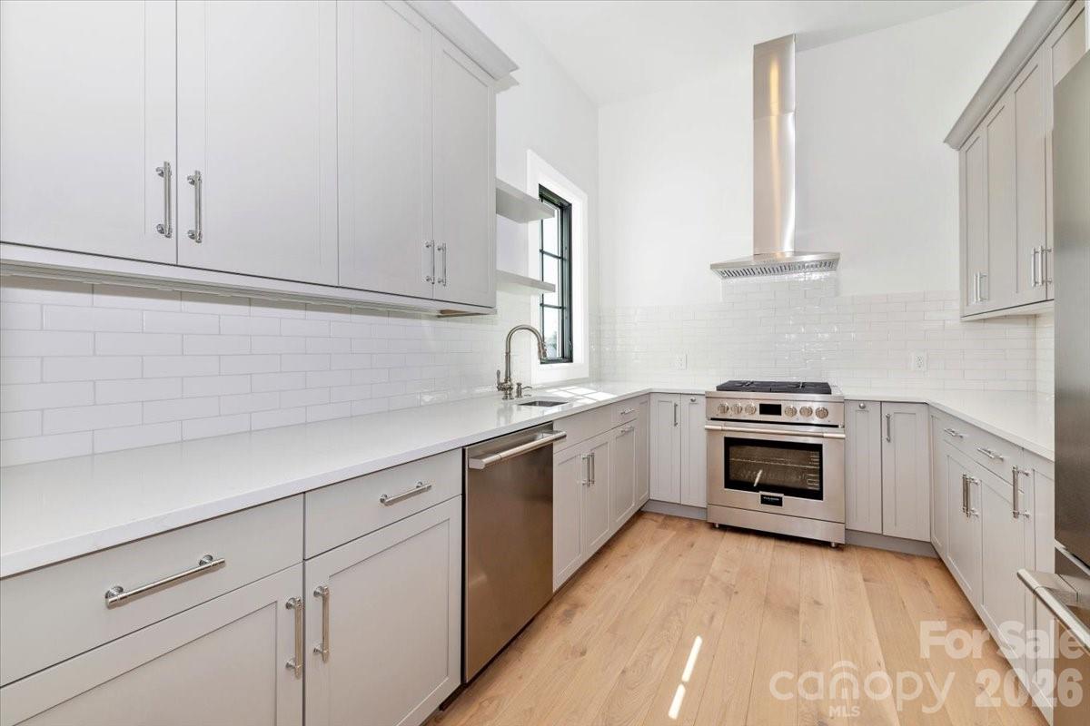 Twin Lakes - Residential