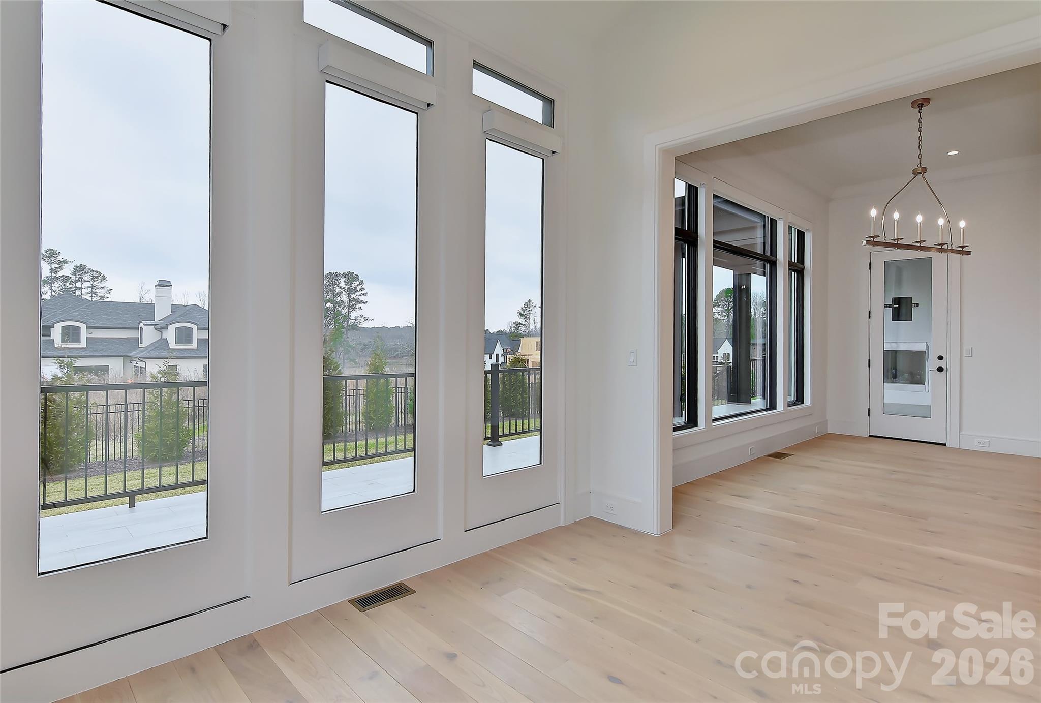 Twin Lakes - Residential