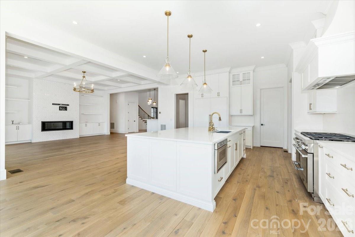 Twin Lakes - Residential