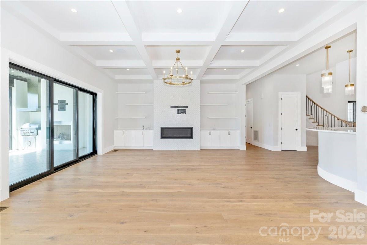 Twin Lakes - Residential